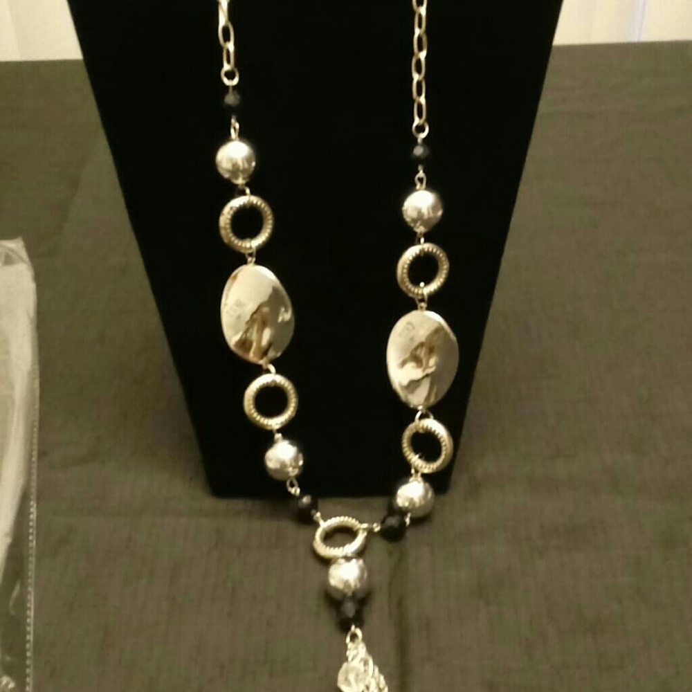 Jewelry - Picture 6 of 8